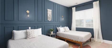 2 dormitorios, tabla de planchar con plancha, wifi gratis y ropa de cama