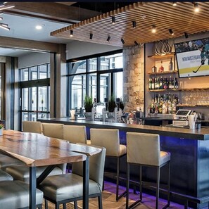 Bar (in der Unterkunft)