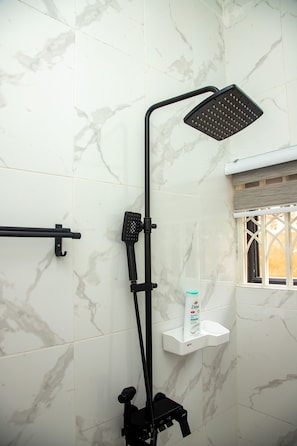 Seife, Toilettenpapier