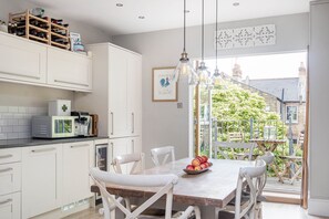 Dining - At home in South West London (London)