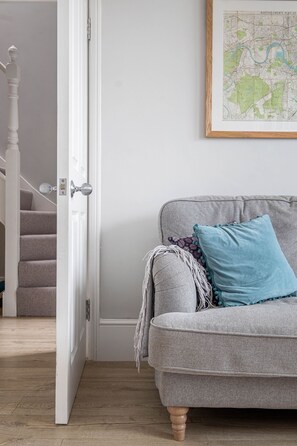 Interior - At home in South West London (London)