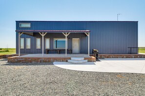 Exterior - Secluded Nebraska Getaway: 2 Mi to Lake McConaughy (Brule)