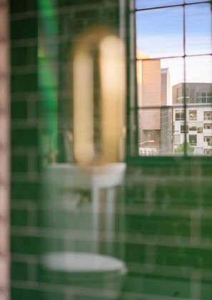 Interior - Lindee Zimmer Art Suite 208 (Denver)