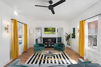 Avalon Suites Phoenix