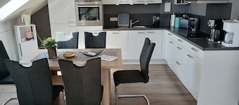 Quiet, family-friendly vacation apartment with balcony in the Rhön