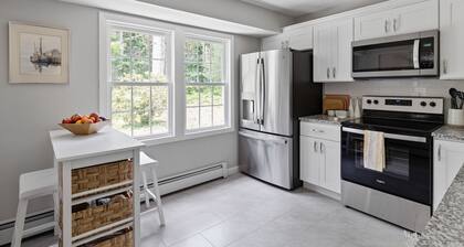 Peaceful Wooded Retreat Near Beaches, Trails & More!