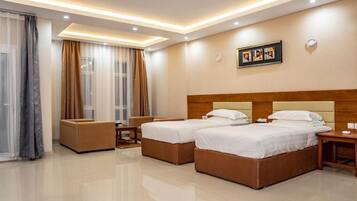 2 bedrooms, premium bedding, pillow-top beds, in-room safe