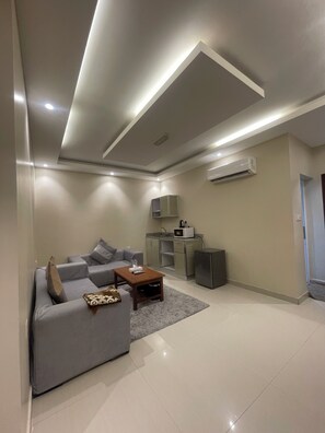 Estudi en suite de disseny | 2 dormitoris i roba de llit d'alta qualitat 