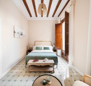 4 bedrooms, iron/ironing board, WiFi, bed sheets - Family Beach house  (Arenys de Mar)