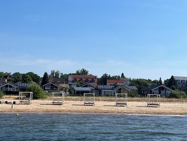 In Strandnähe, Liegestühle