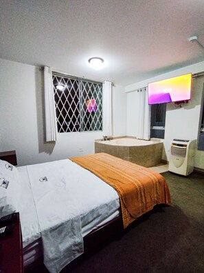 Comfort Suite | Iron/ironing board, free WiFi - Jirón Independencia 808 (Trujillo)