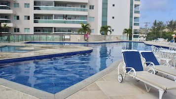 Apartament Comfort | Piscina | Piscina a l'aire lliure