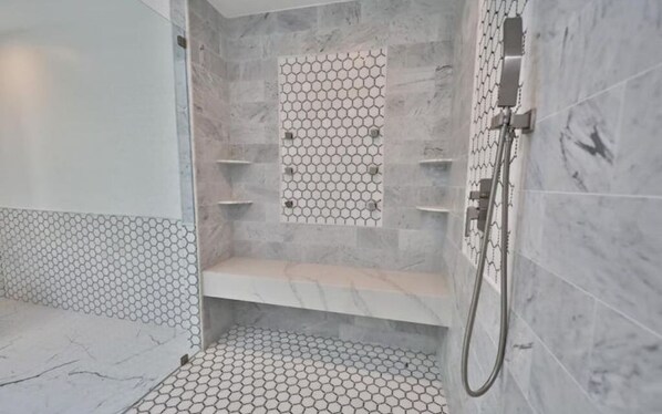 Spa - Exclusive Mansion on the Main Line (Penn Valley)