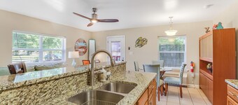 Steps to Beach, Short drive to Casinos, Coliseum, & all Biloxi's entertainment!