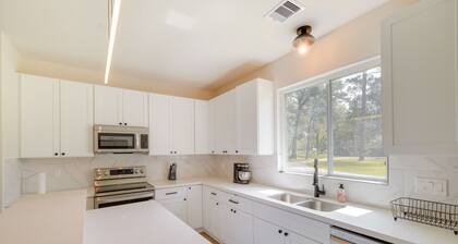 Airy Dayton Vacation Home w/ Deck + Private Yard!