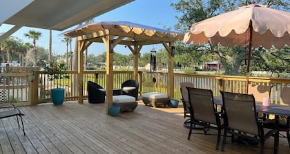 Lake front cottage in St. Augustine