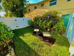 Property grounds - SuaveMauve at Las Olas Beach (Fort Lauderdale)