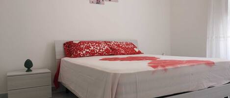 1 habitación y ropa de cama