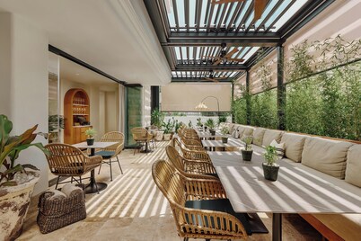 Casa Manor Boutique Hotel