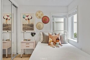 4 Schlafzimmer, Bügeleisen/Bügelbrett, WLAN, Bettwäsche