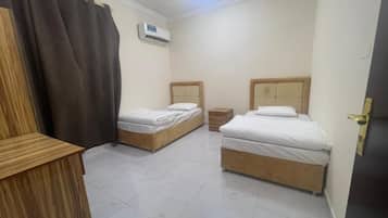 Select Comfort beds, free WiFi, bed sheets