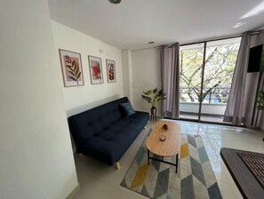 Living area - Lovely 1-bedroom apartment in Medellin Piso 3B
 (Barranquilla)