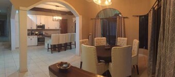 Enjoy a cozy experience MINS from Lake Yojoa!!!
