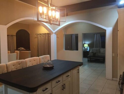 Enjoy a cozy experience MINS from Lake Yojoa!!!
