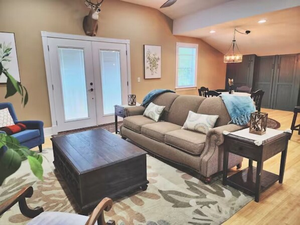 Smart TV, ping pong, books