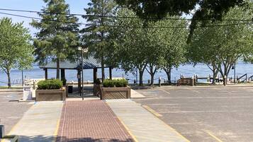 Enceinte de lâhĂ©bergement