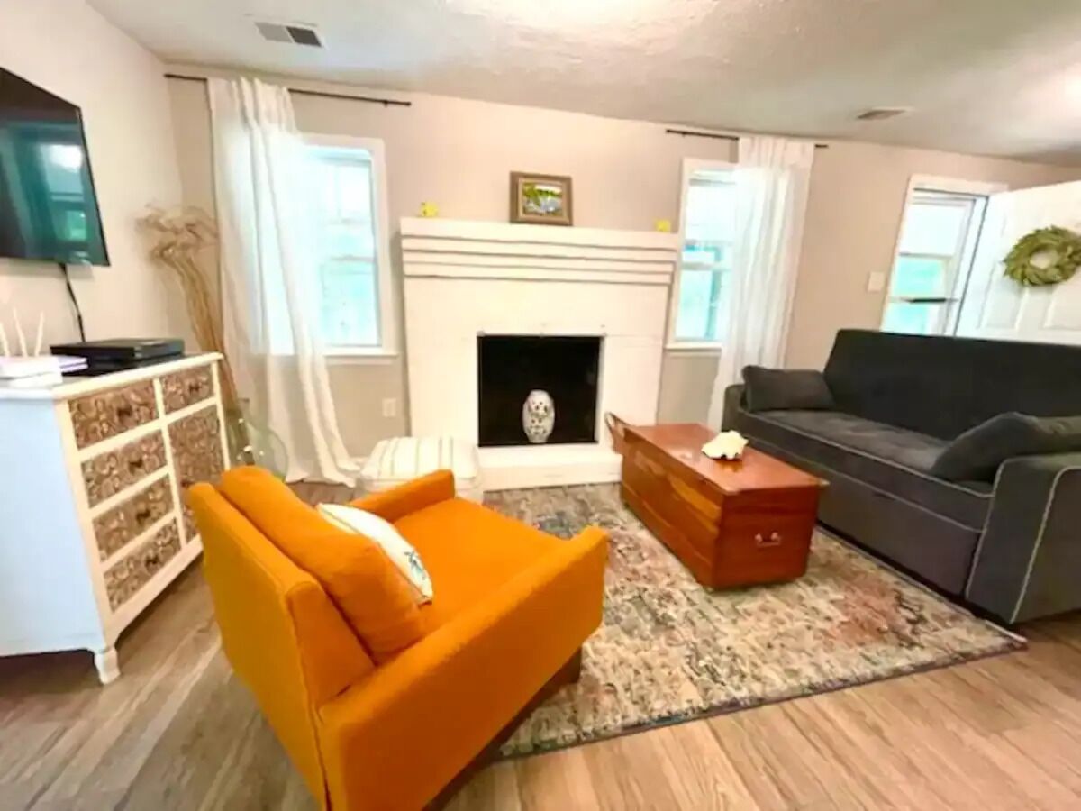 Cozy Farm Cottage in the DMV