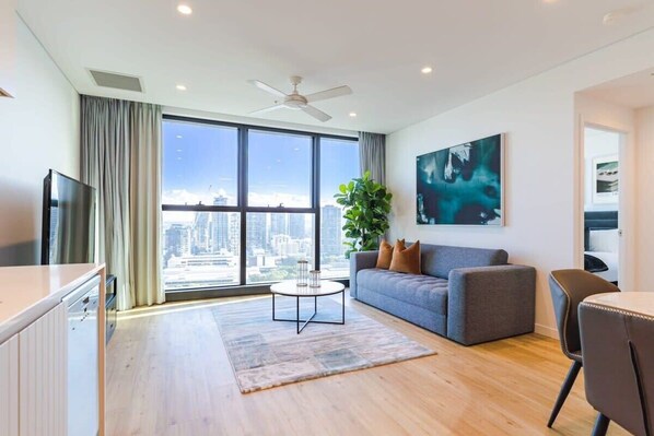 TV - CASSA ONE - Heart of CBD, City Escape w/ Riverview (Brisbane City)