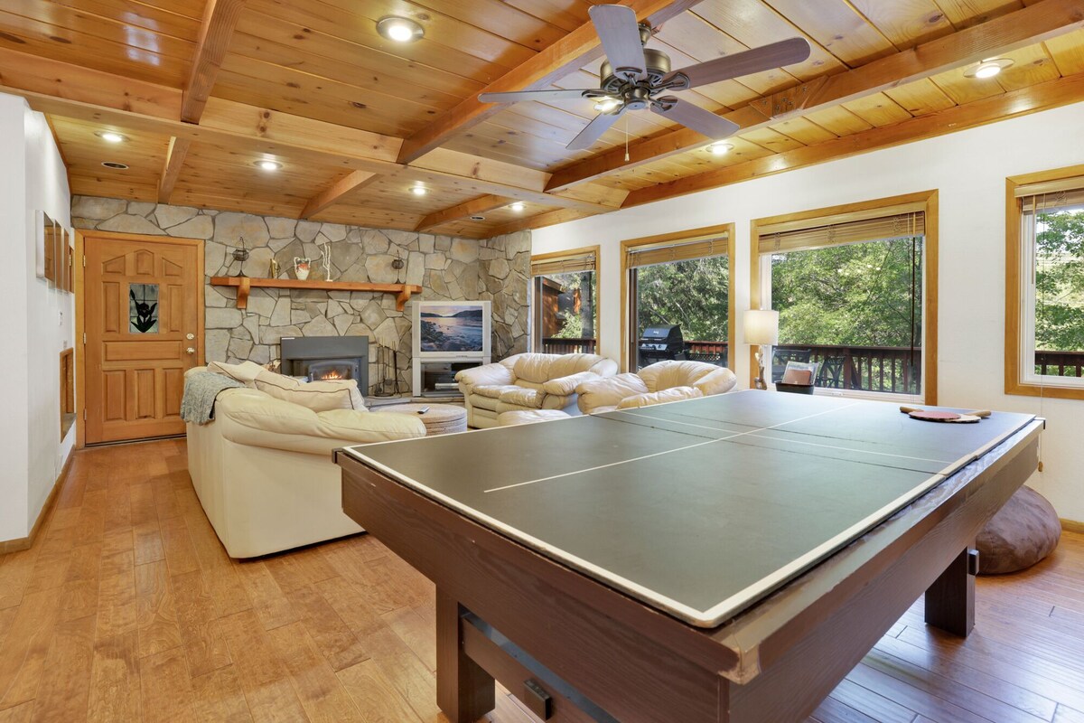Photo 4 of Knickerbocker Retreat at Big Bear Village- Hot Tub- Games