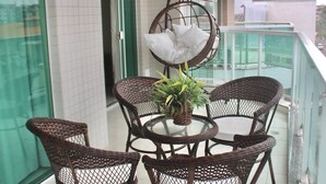 Basic Apartment | Property grounds - Confortável Apto na Praia do Forte (Cabo Frio)