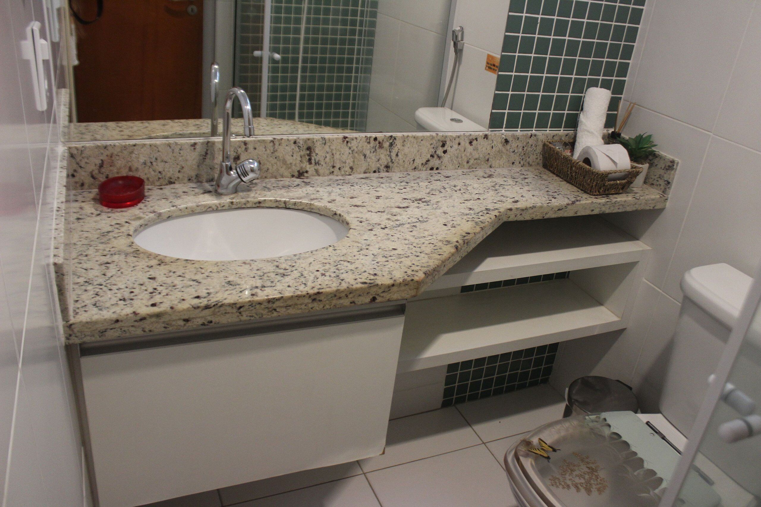 Apartemen | Kamar mandi | Bathtub