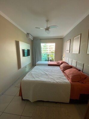 Apartment | Free WiFi - Confortável Apto na Praia do Forte (Cabo Frio)