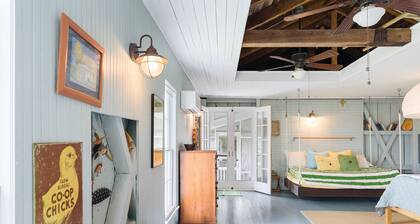 Oyster Catcher | Deep Creek Waterfront w/ Deep Water Dock, Screened Porch, Guest Cottage & Pets