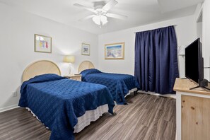 2 chambres, fer et planche à repasser, Wi-Fi, draps fournis