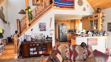 Smart TV, fireplace, video games, DVD player