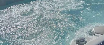 Cozy Swiss chalet with dazzling views 10 minutes from Mesa Verde National Park.