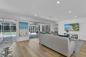 Interior - Aqua Cottage- Newly renovated Park Shore home! (Naples)