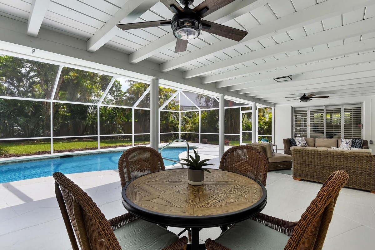 Photo 26 of Aqua Cottage- Newly renovated Park Shore home!
