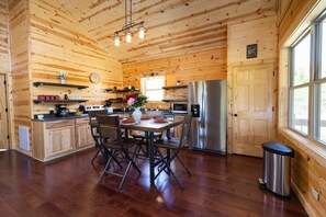 Dining - Bourbon Trail Lodge by The Inn & Spa at Cedar Falls (Logan)