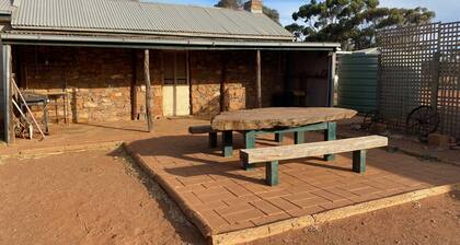 Southern Flinders Ranges - Shearers Quarters