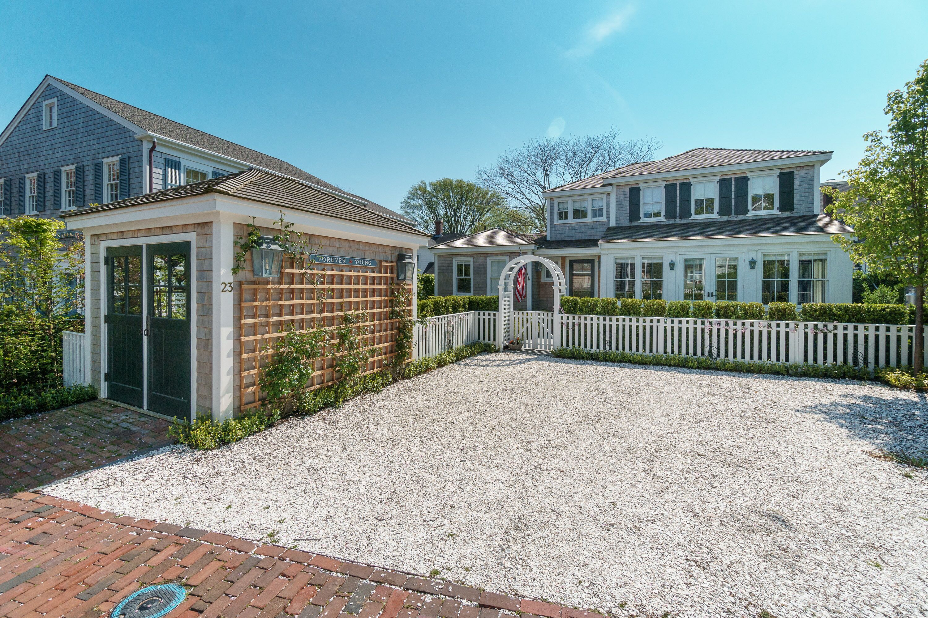 Exquisite New Home, Short Walk to Town, Unbeatable Location with Luxury to Match