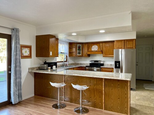 Extra clean home-free parking & Wi-Fi/self-check-in