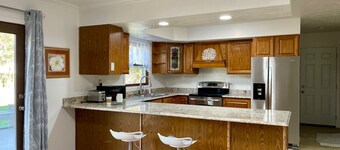 Extra clean home-free parking & Wi-Fi/self-check-in