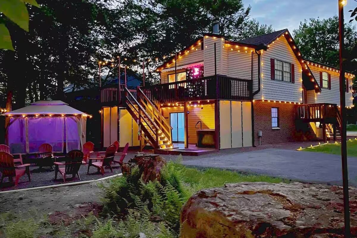 المنشأة من الخارج