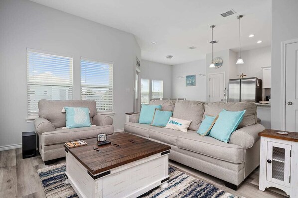 TV connectée, jeux vidéo, espaces bureaux