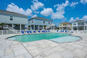 Pool - The BlueFin Bay House (Rockport)